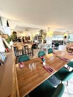 Notre zone d'activité pour ce service Organiser un repas dans un restaurant pour un enterrement de vie de garçon avec menu festif et ambiance conviviale